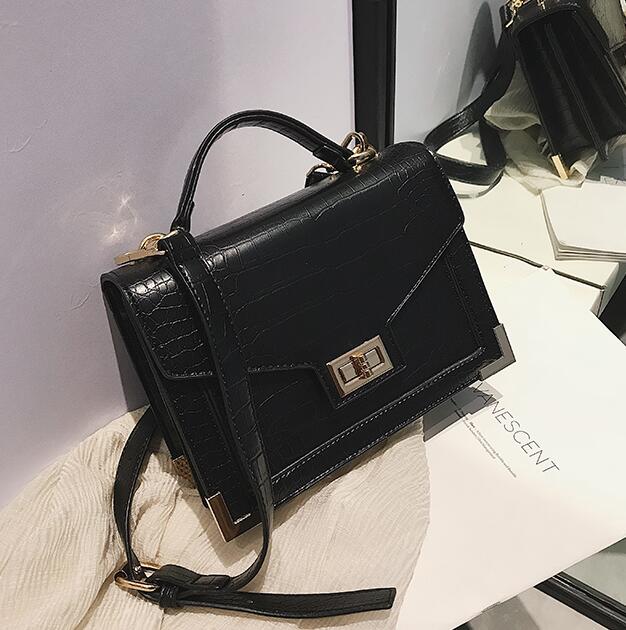 Retro Fashion Female Square bag  Quality PU Leather Women bag Crocodile pattern Tote bag Lock Shoulder Messenger Bags
